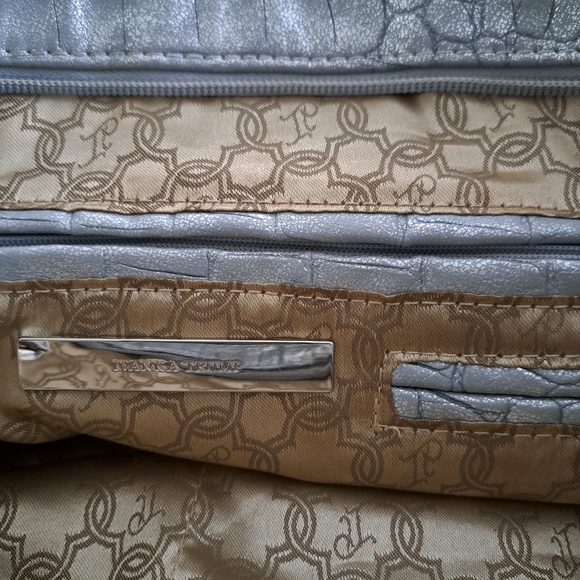 Women's Handbag - Picture 5 of 7